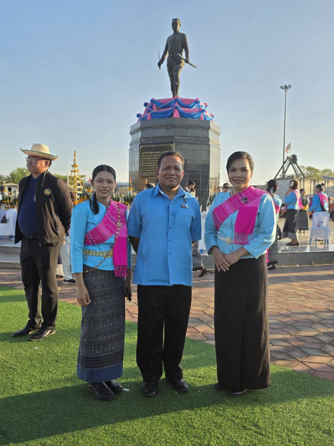 title - ส.ป.ก.ยโสธร ร่วมพิธีรำบวงสรวง พระสุนทรราชวงศา (สิงห์) เจ้าเมืองคนแรกของจังหวัดยโสธร และเป็นการเปิดงานวันสถาปนาจังหวัดยโสธรและงานกาชาด ประจำปี พ.ศ.2569